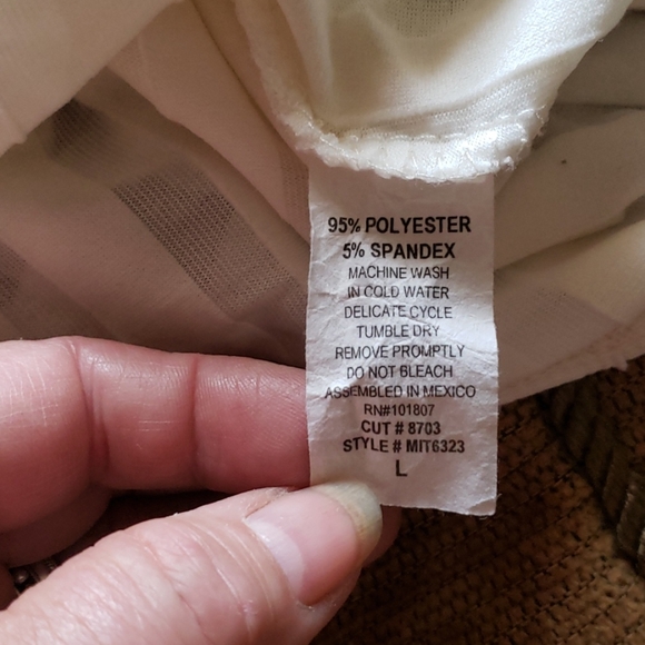 top - Picture 5 of 7